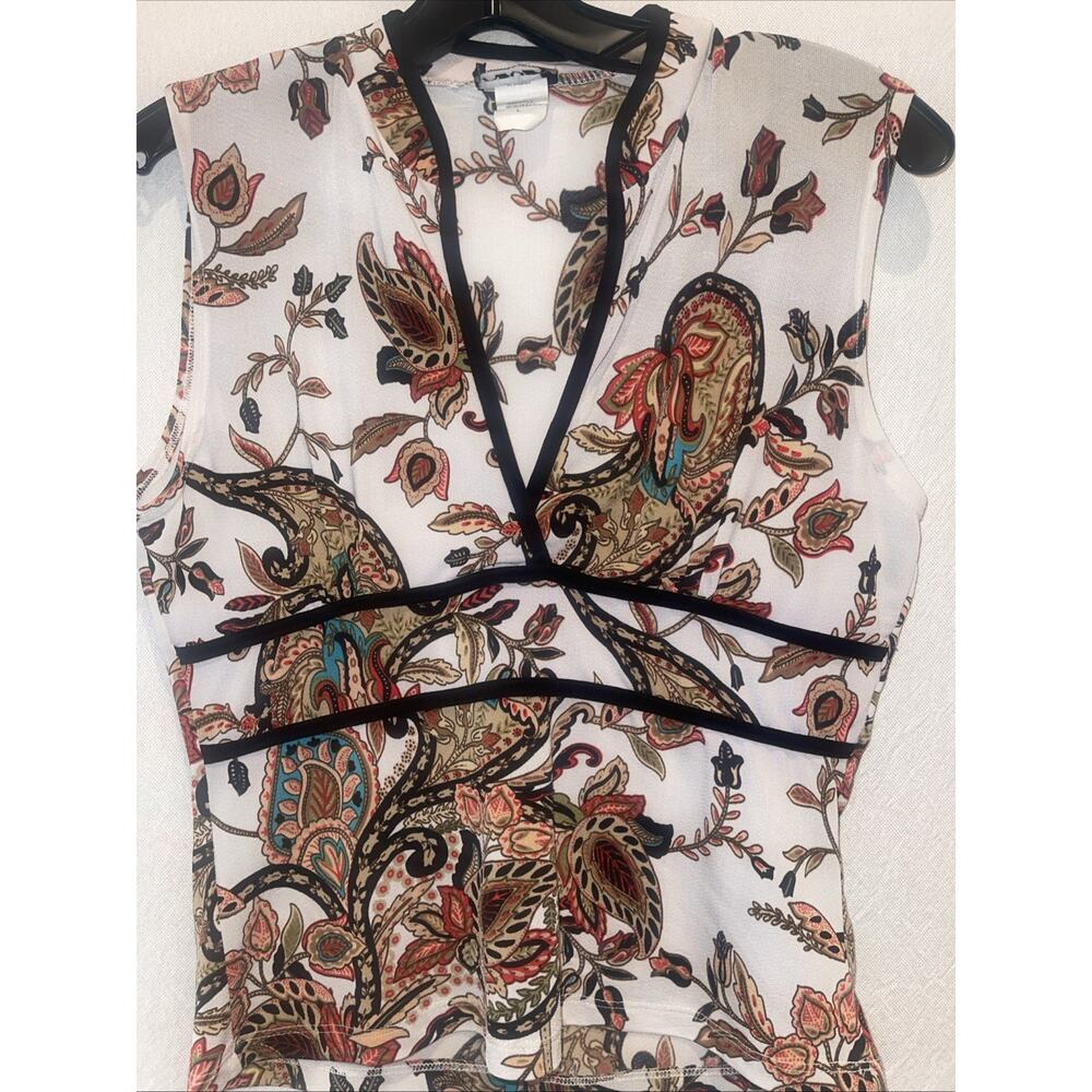 Rave Y2K sleeveless white blouse with a paisley floral pattern and black trim Lg